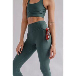 NWT Girlfriend Collective 7/8 High Waisted Pocket Leggings - Moss